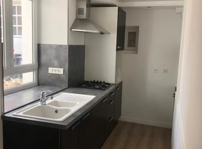 Authentique Maison De Pecheur A Port-en-bessin *